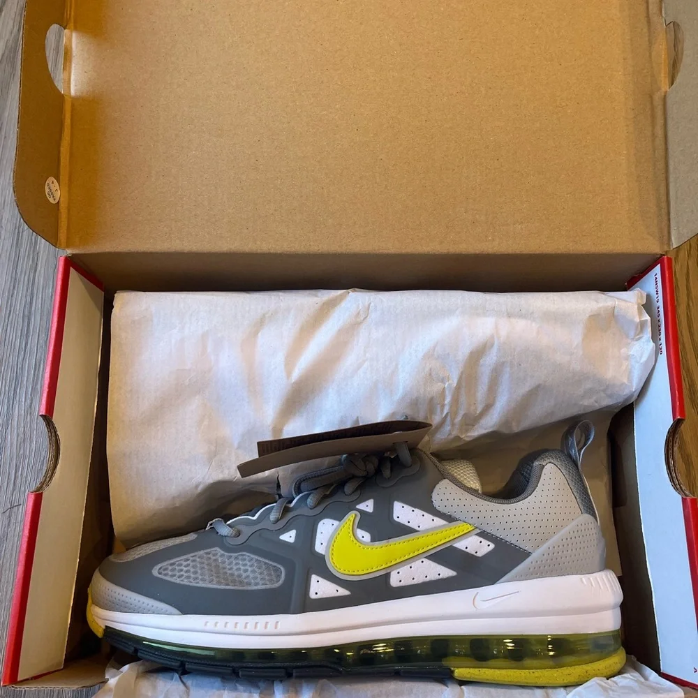 Nike Air Max Genome size 9.5 and 11 US - Picture 6 of 12